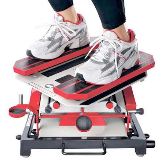 Эмулятор лыжного слалома SkyGym для дома.